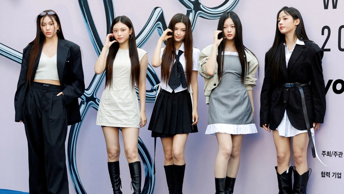 "NewJeans" ประกาศพักกิจกรรมชั่วคราว หลังศาลไม่ให้ออกจากสังกัด!