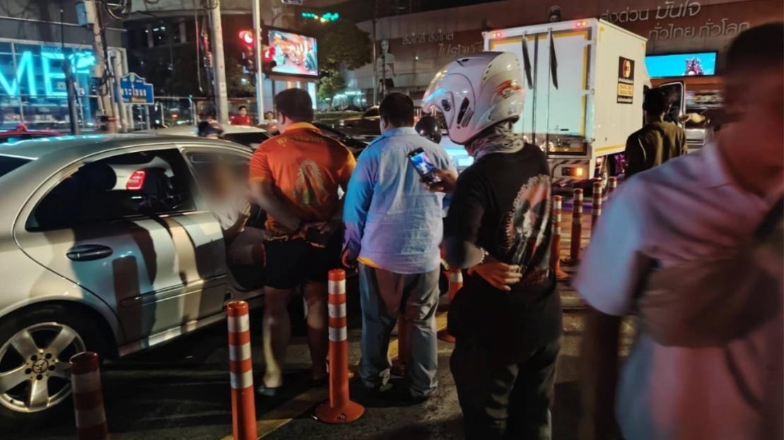 อดีตบิ๊กตำรวจชนแล้วหนี ปัดเมาขับ อ้างไม่จอดเพราะกลัวรถติด ขอรับผิดชอบทุกอย่าง!