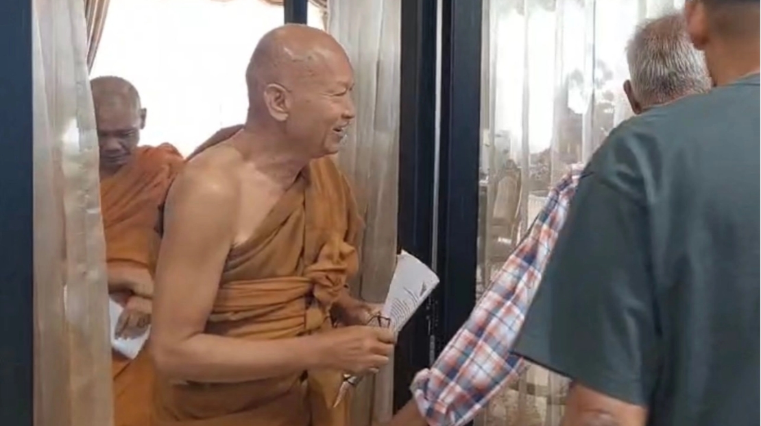 ไวยาวัจกรวัดพระบาทน้ำพุ เผย "หลวงพ่ออลงกต" ไม่กังวลเพราะทำงาน 365 วันอยู่แล้ว