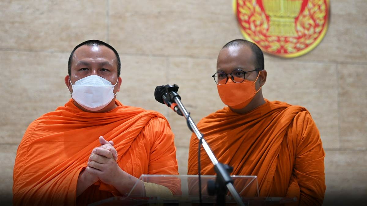 2 พส.แจงสภา ปรับแนวทางไลฟ์ ลั่นเสียงหัวเราะไม่น่าเป็นปัญหาระดับชาติ