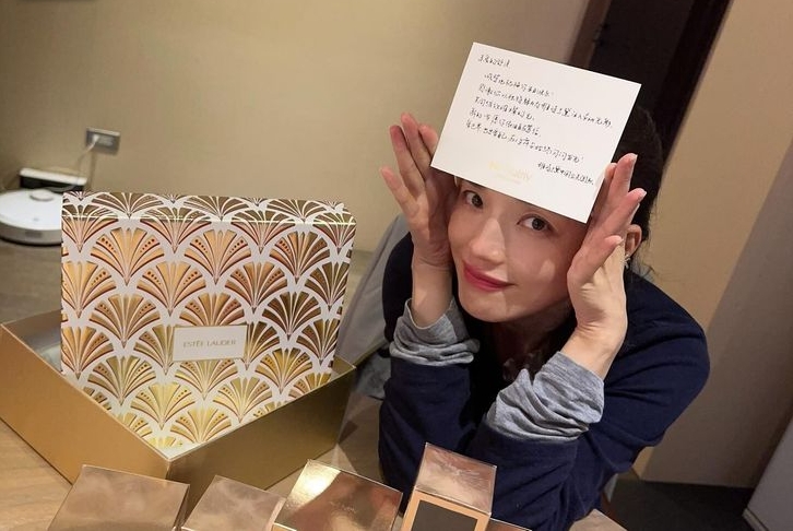 "ซูฉี" เผยหน้าสดในวันเกิด สวยออร่าไม่เปลี่ยน พอรู้ว่าปีนี้อายุเท่าไหร่ แทบไม่เชื่อสายตา
