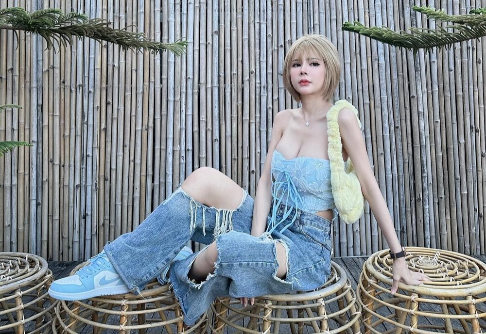 เปิดวาร์ป น้องไอซ์ ดาว TikTok ที่ ครูเต้ย อภิวัฒน์ ตามจีบ สวยแซ่บออร่าพุ่งเต็มตา !