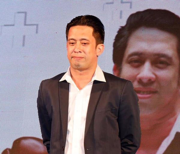 "เดียร์" จัดหนักเอาใจแฟนมวย "แรมบ๊อง" ซัด "กาก้า" ออกตู้