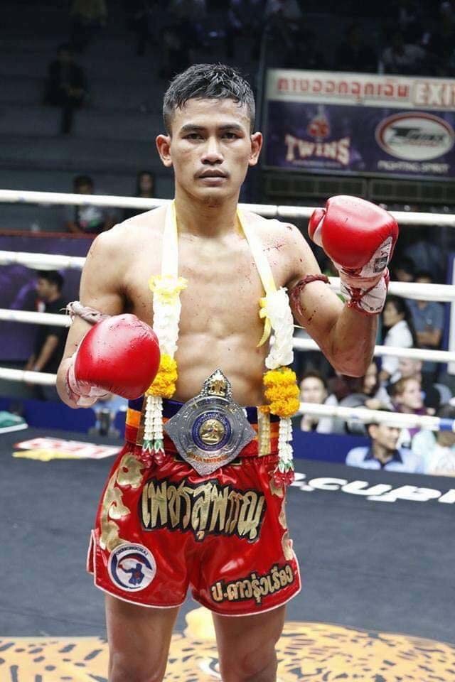 Phetsupan_PorDaorungruang3