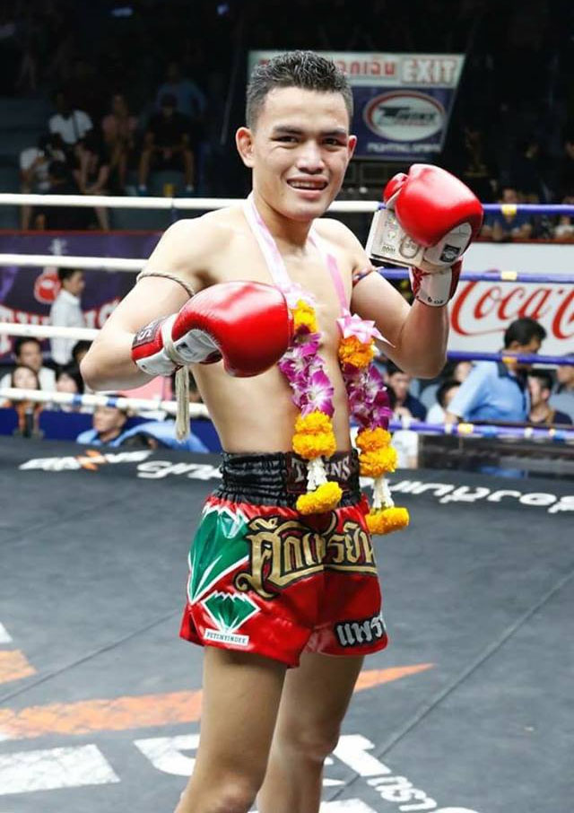 Praewprao_Muayded789_1