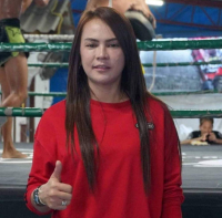 "ซ้อเอ๋" เสิร์ฟมีครบรส "ยอดเพชรโท" ลุ้นเดิมพัน
