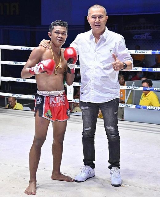 "ดินเนื้อทอง" ได้ฉายาใหม่ "ขุนเข่าดำดิน"