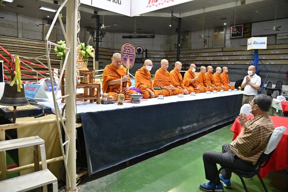 3 ทศวรรษเวทีอ้อมน้อย