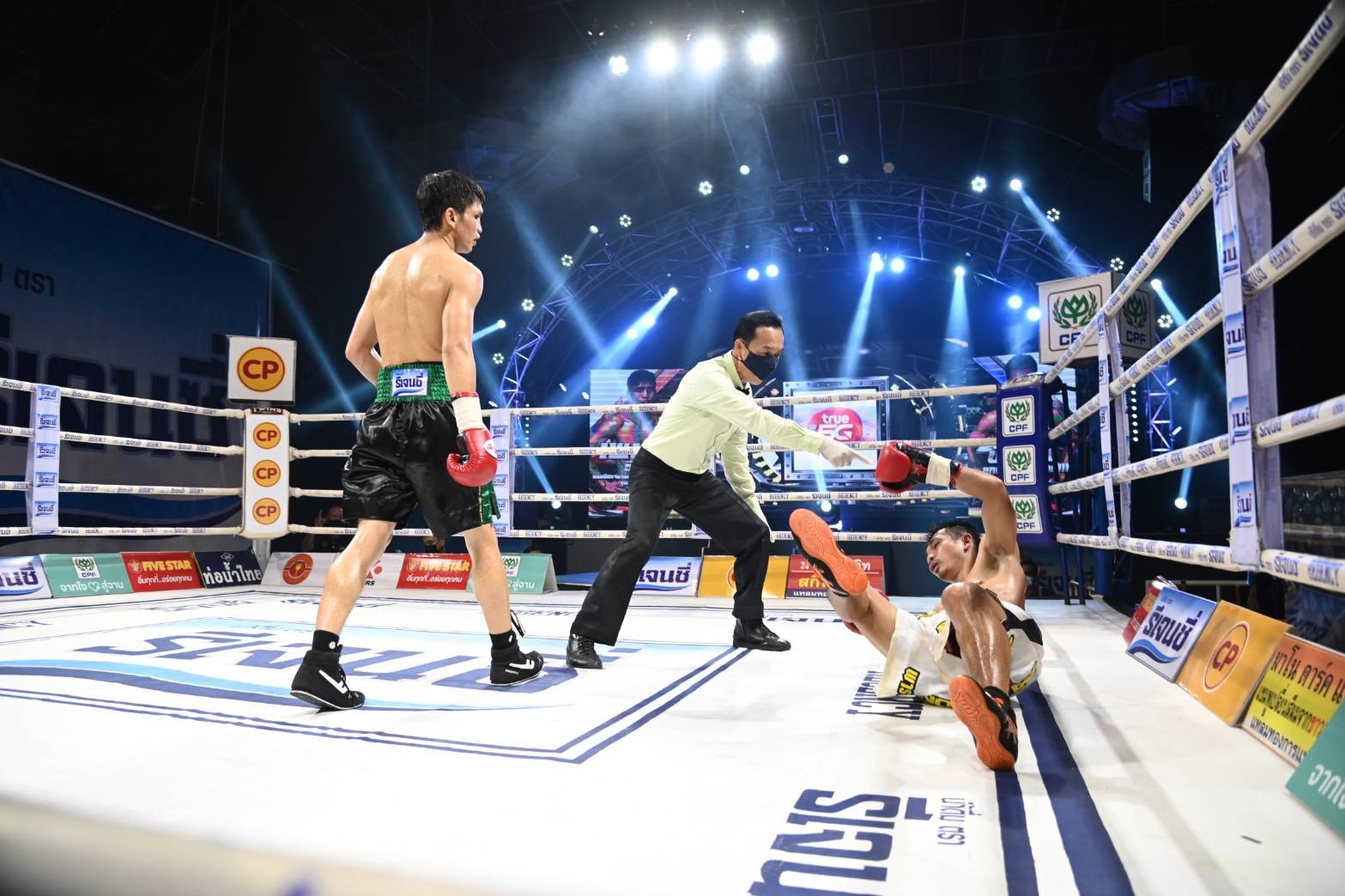 เพชร​ ซีพี​เอฟ​ ชนะ ​TKO รักษา​แชมป์​WBC​ ASIA​ รุ่น​แบนตั้มเวต​ไว้ได้