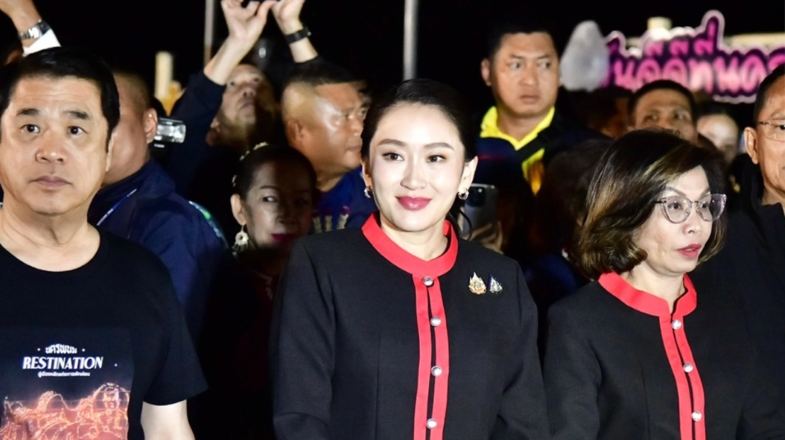 “นายกฯ อิ๊งค์” เผย “โอเคแล้วค่ะ" หลังมีอาการไข้กลับ ก่อนร่วมงานไหลเรือไฟโลก
