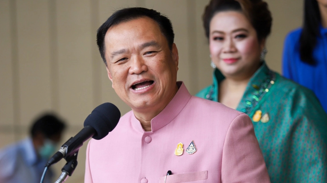 "อนุทิน" ออกตัวลอยแพวอลเล็ต ยันให้การสนับสนุน "เศรษฐา" ไล่บี้รมต.พท.โชว์ผลงาน