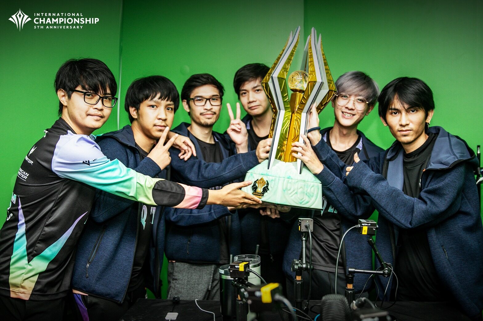 FirstOne โพสต์เปิดใจ หลังปลดล็อกคว้าแชมป์ AIC กับทัพปราสาทสายฟ้า